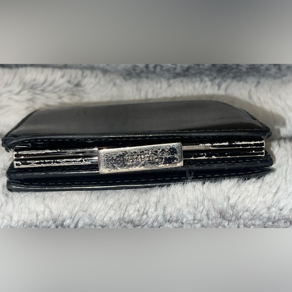 Vintage Coach Soft Black Leather Bi Fold Coin Purse Wallet Cards Bills - Picture 9 of 13